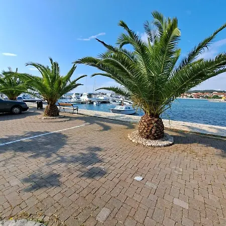 Puntina, Сasa de vacaciones Bibinje