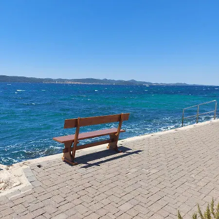 Puntina, Ferienhaus Bibinje