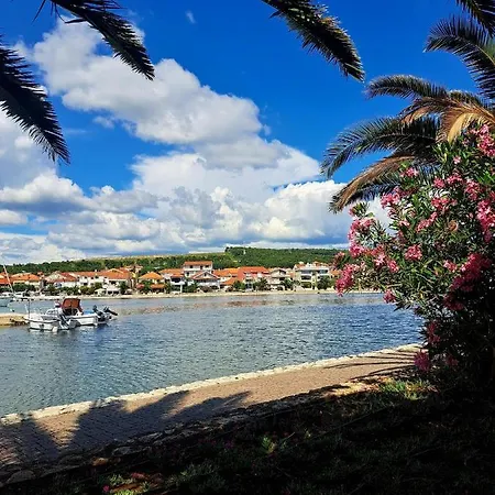 Puntina, Ferienhaus Bibinje