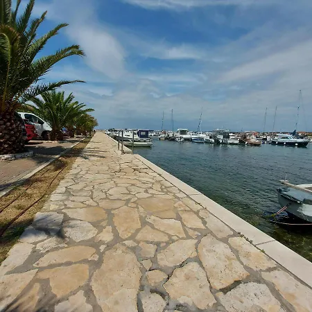 Holiday home Puntina,